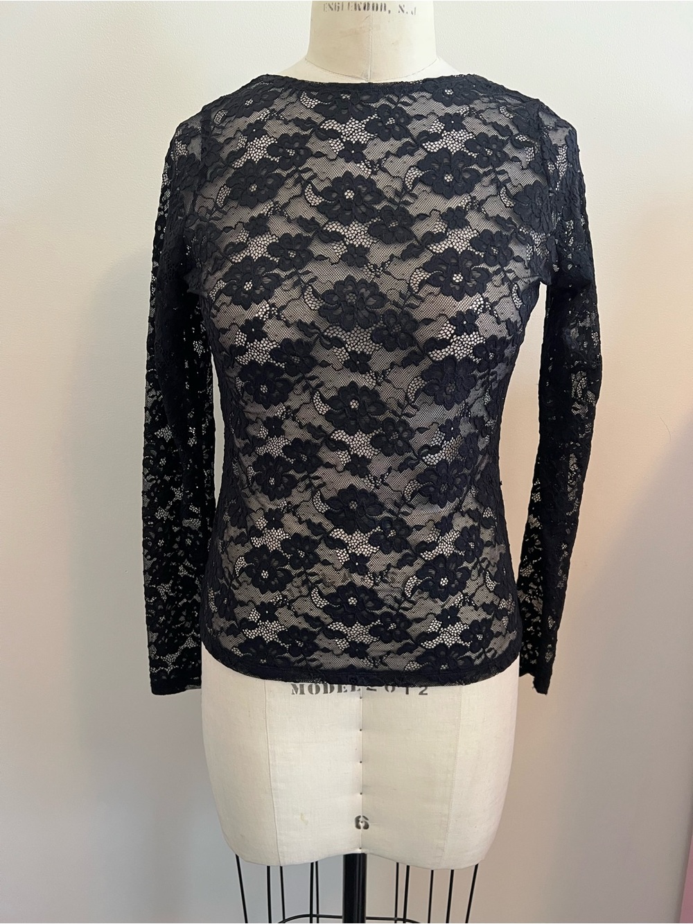 Abercrombie & Fitch Black Floral Lace Long-Sleeve Top